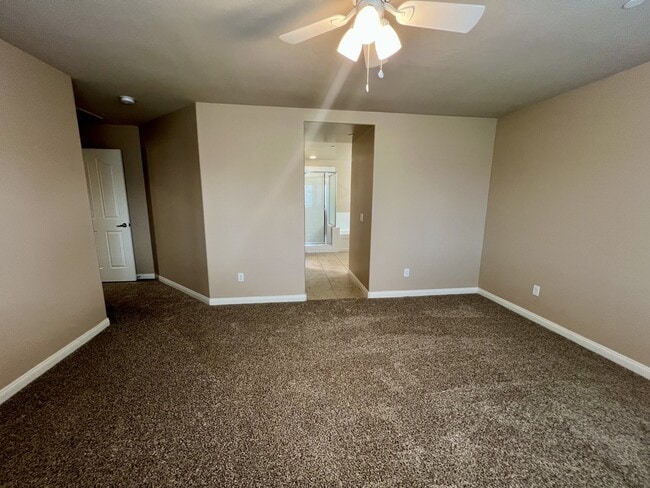 Building Photo - 1901 Delacorte Dr