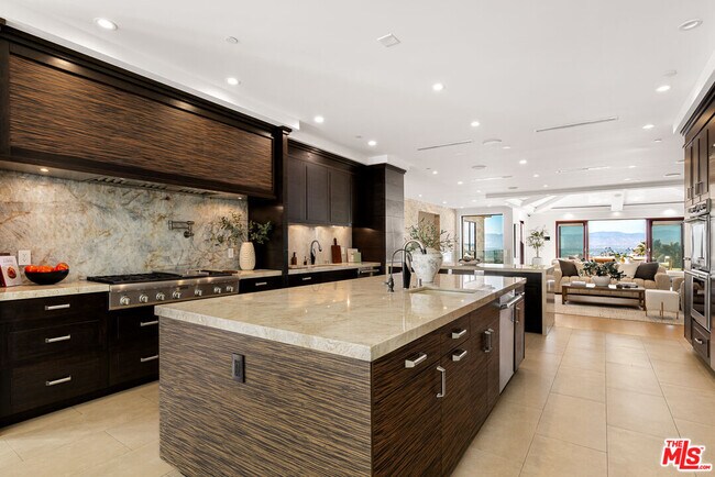 Building Photo - 3116 Elvido Dr