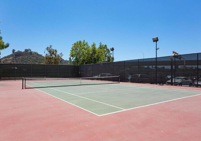 Building Photo - Updated 1 bedroom-1 bath, First Floor Condo in Desirable Rancho Mission Villas