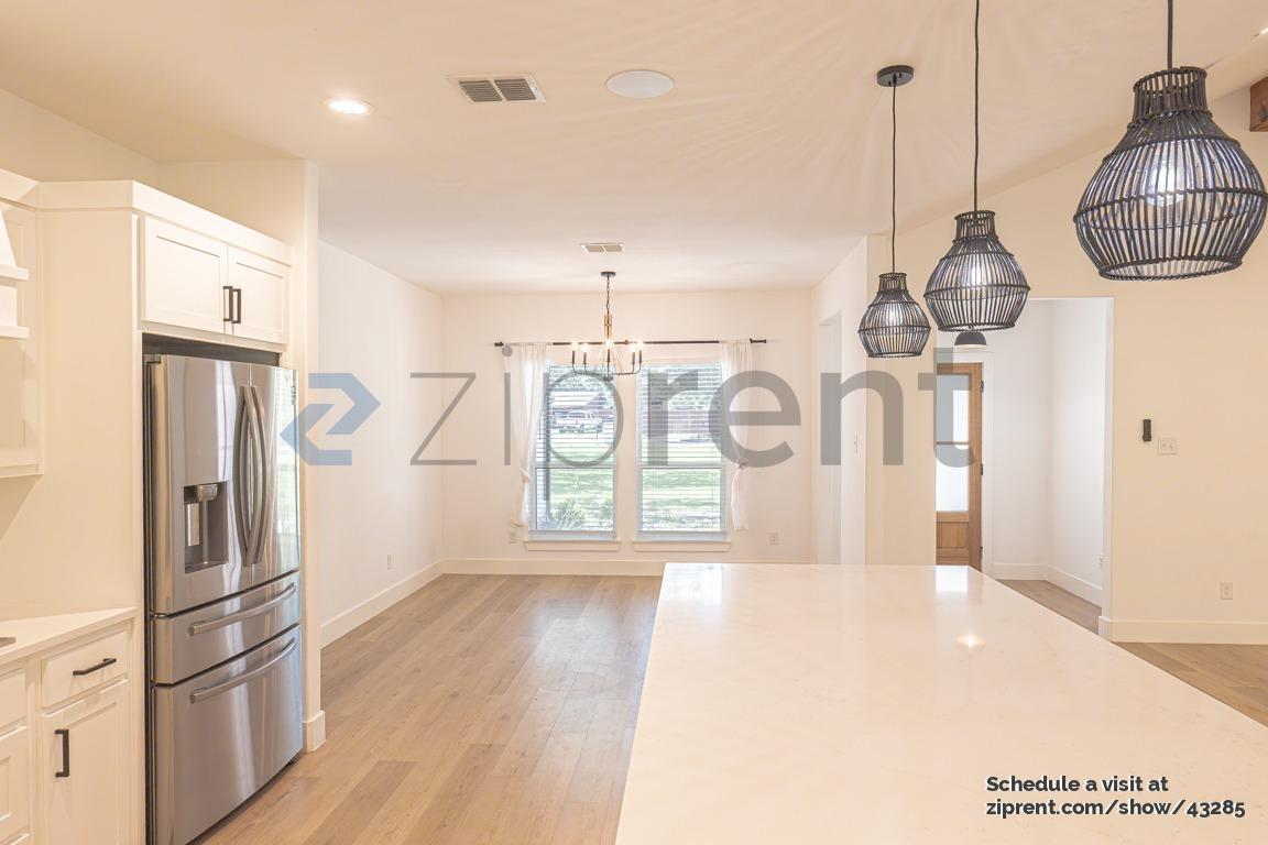 Building Photo - 9705 Lancelot Cir
