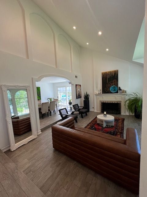 Building Photo - 5728 Ridgebrook Dr