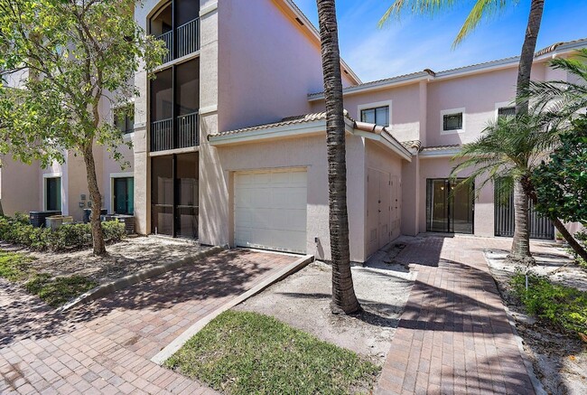 Building Photo - 2803 Sarento Pl