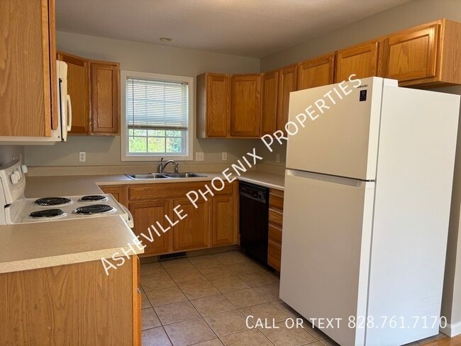 Building Photo - 101 Lanier Ln