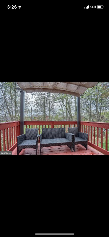 Building Photo - 33 Crooked Dr