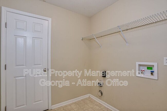 Building Photo - 247 High Meadows Cir