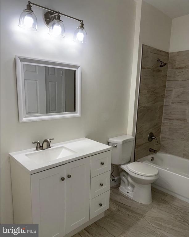 Building Photo - 12901 Alton Square