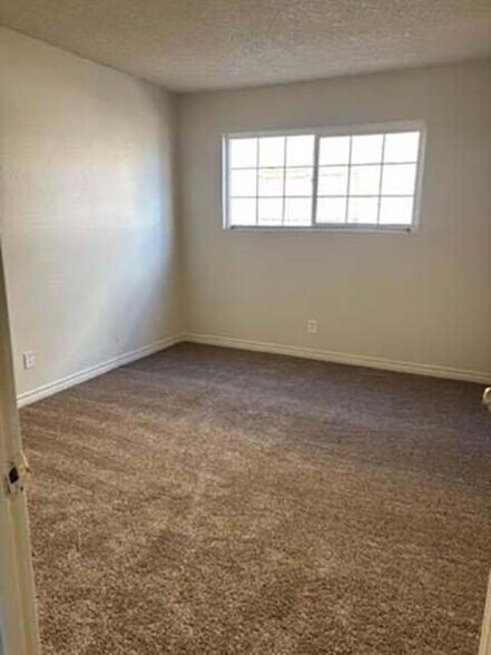 Building Photo - 1532 Cobb Ln