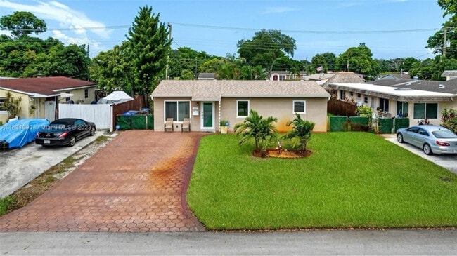 Building Photo - 1621 N 71st Ave