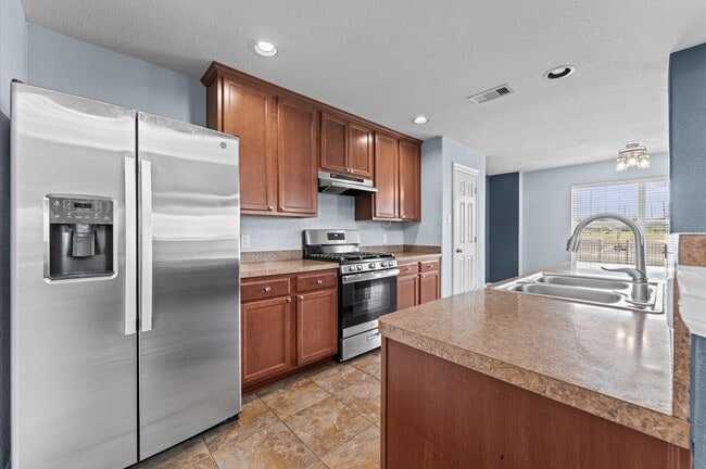 Building Photo - 18714 Walden Glen Cir