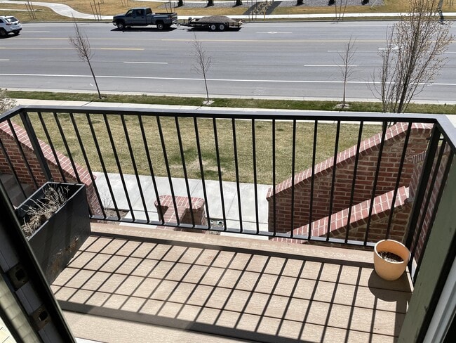 Building Photo - 857 Pantani Ct