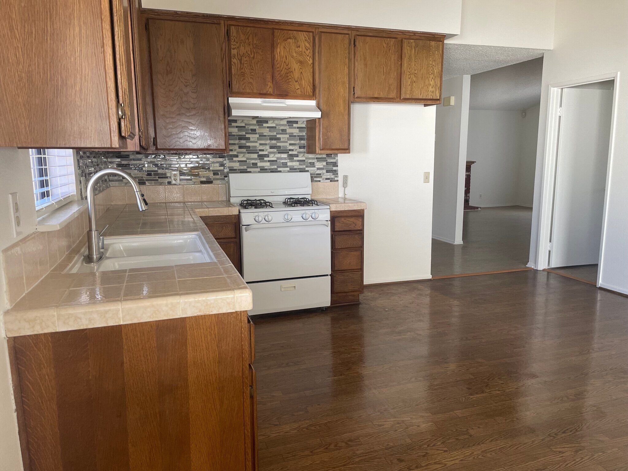 Building Photo - 37108 La Contempo Ave