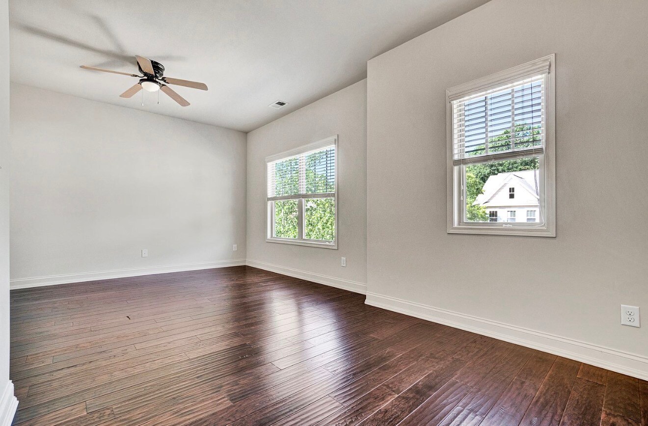 Building Photo - 257 Meadow Blossom Way