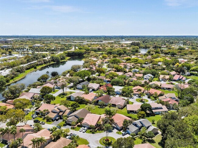 Building Photo - 2083 Augusta