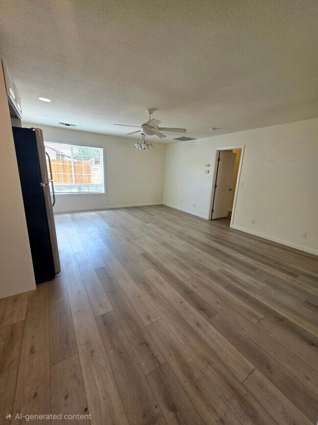 Building Photo - 4BR/3BA with PRIVATE IN-LAW SUITE / SECOND LIVING SET-UP