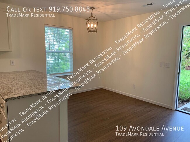 Building Photo - 109 Avondale Ave
