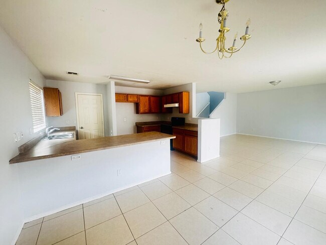 Building Photo - 3143 W Jessica Ln