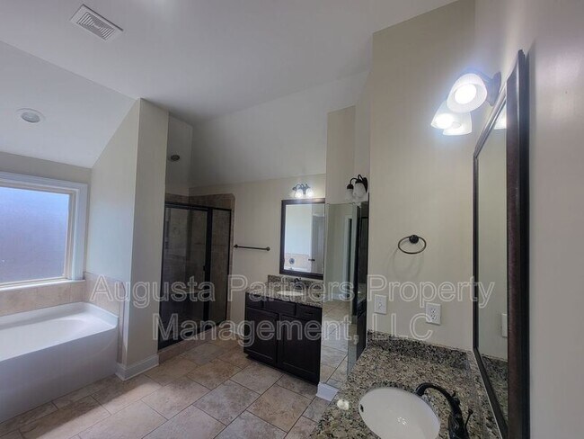 Building Photo - 135 Langfuhr Way