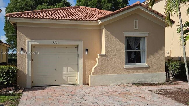 Building Photo - 3766 NE 9th Ct