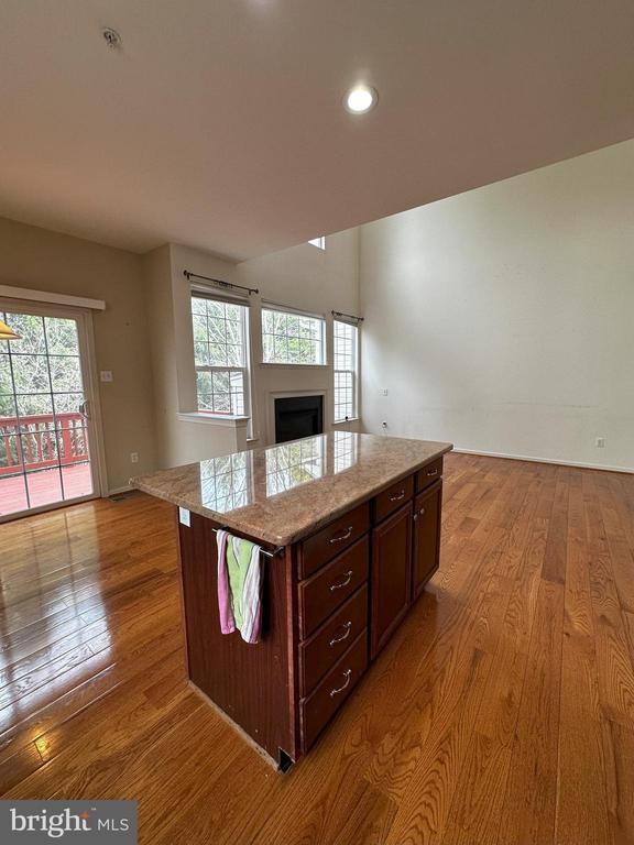 Building Photo - 147 Fringetree Dr