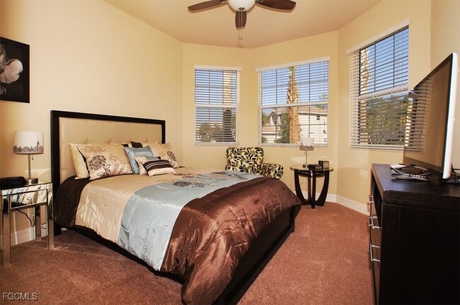 Building Photo - 10095 Mimosa Silk Dr