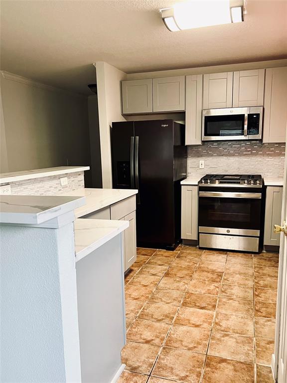Building Photo - 17311 Stone Peaks Dr