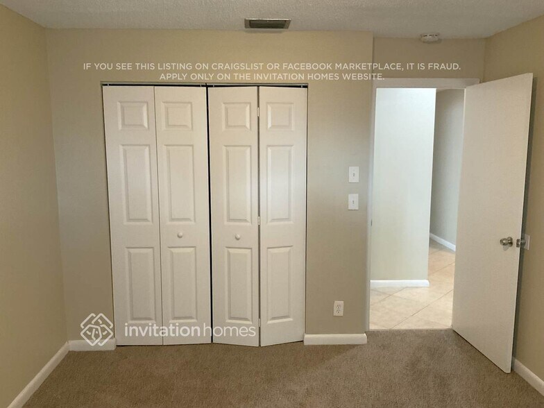 Building Photo - 8825 NW 57th Ct