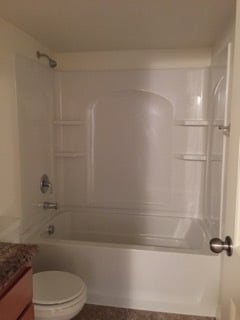 Building Photo - 4 BEDROOM, 3.5 BATHROOM SADDLE RIDGE TOWNH...