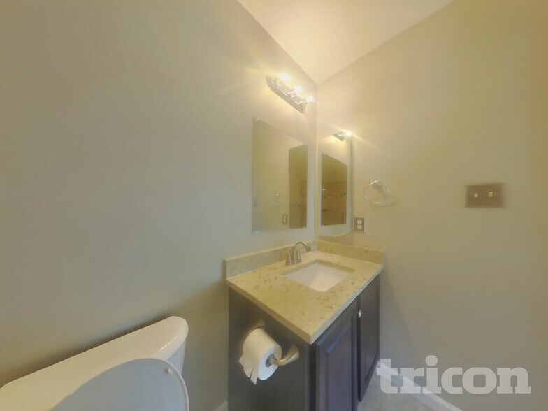 Building Photo - 1711 Crimson Pl