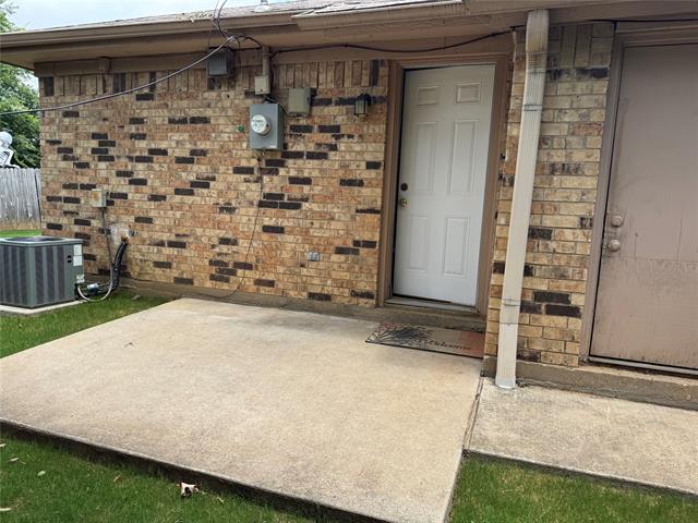 Building Photo - 6616 Laura Ann Ct