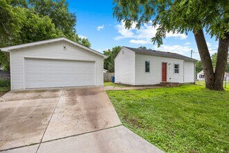 Building Photo - 3 Bedroom New 2 Stall Detached Garage