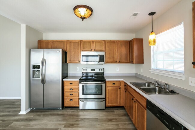 Building Photo - 1117 Squirrel Ridge Rd