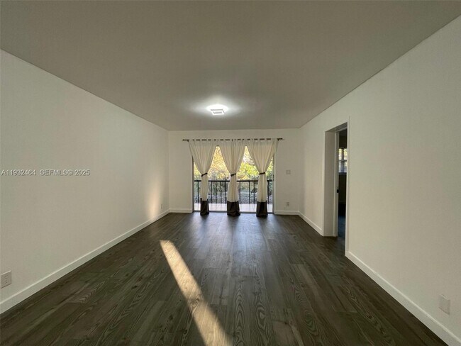 Building Photo - 7800 S Colony Cir