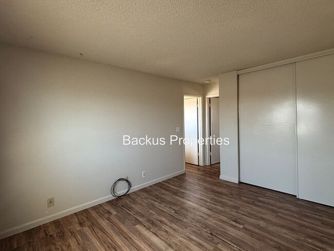 Building Photo - Great home in North Salinas -Three bedrooms