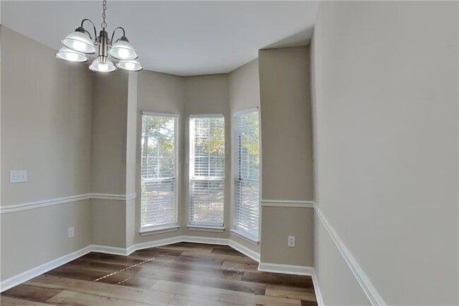 Building Photo - 5855 Shadewater Dr