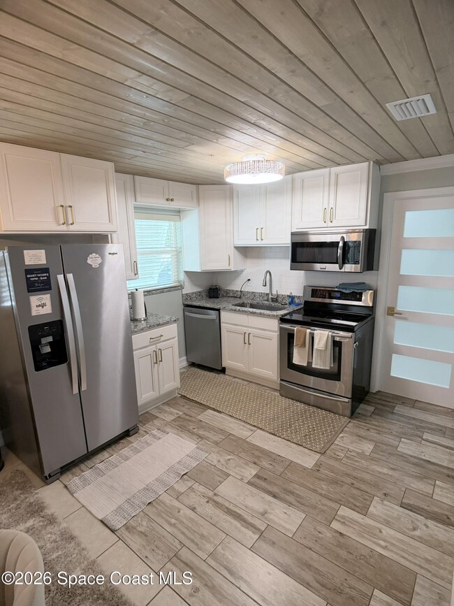 Building Photo - 2161 Todd Ln