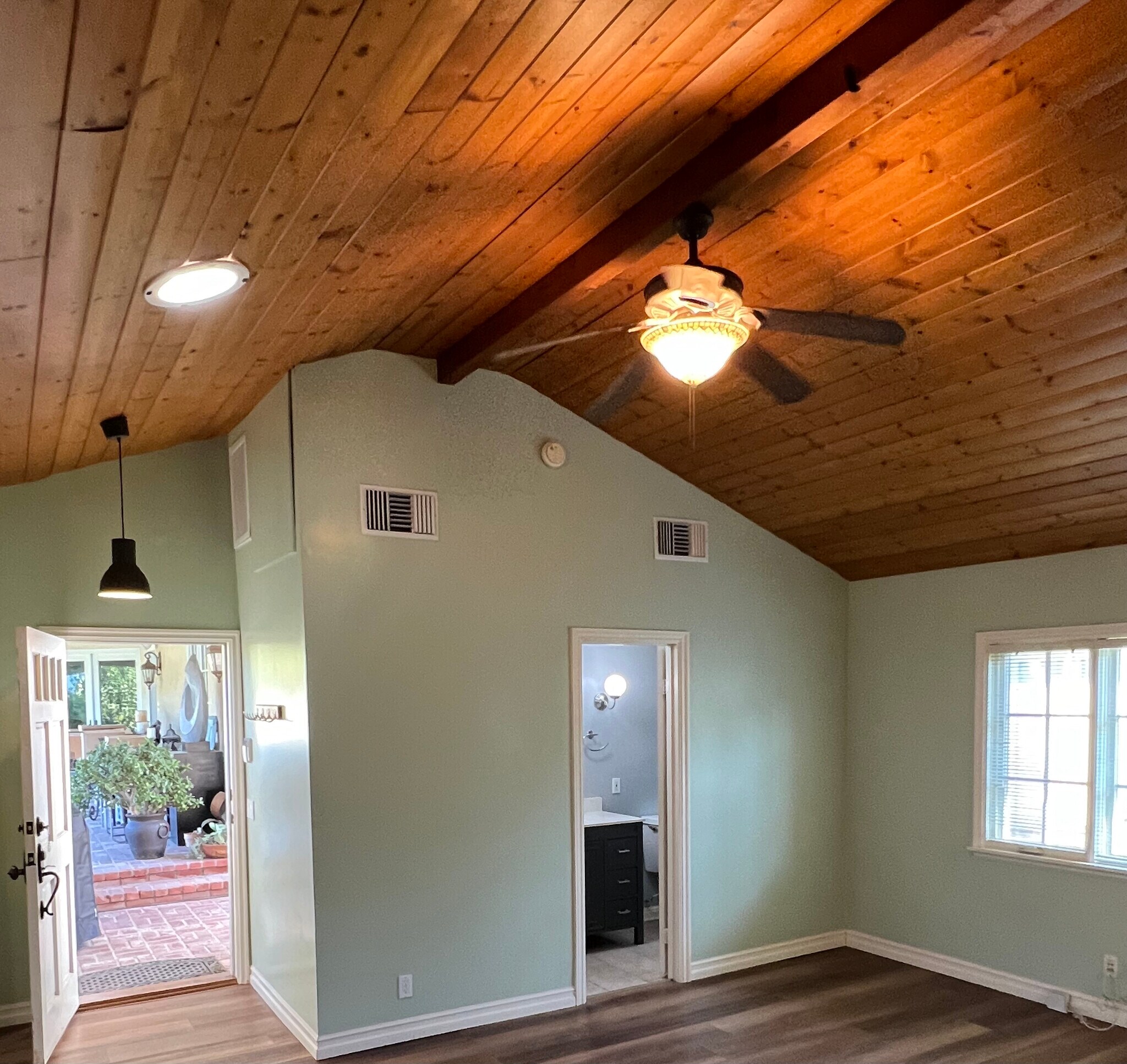 Building Photo - 23211 Mariano St