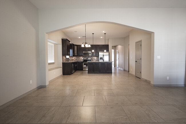 Building Photo - Stylish & Spacious Eastside Home with Stunning Modern Kitchen