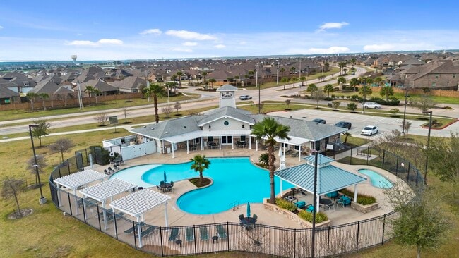 Building Photo - 2133 Windy Grove Dr