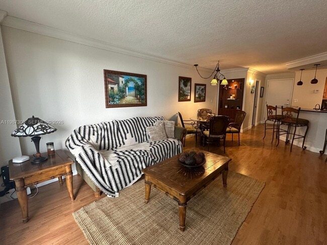 Building Photo - 6917 Collins Ave