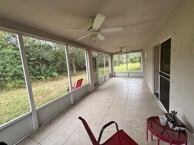 Building Photo - 1736 La Maderia Dr