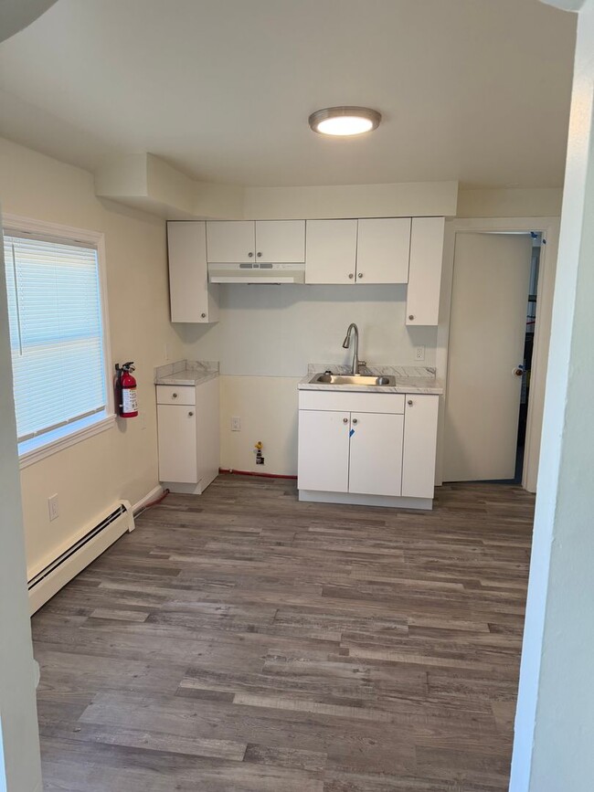 Building Photo - Newly Renovated 2-Bedroom, 1-Bath Single Family Home for Rent!