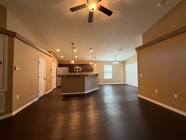 Building Photo - 233 Croft Cir