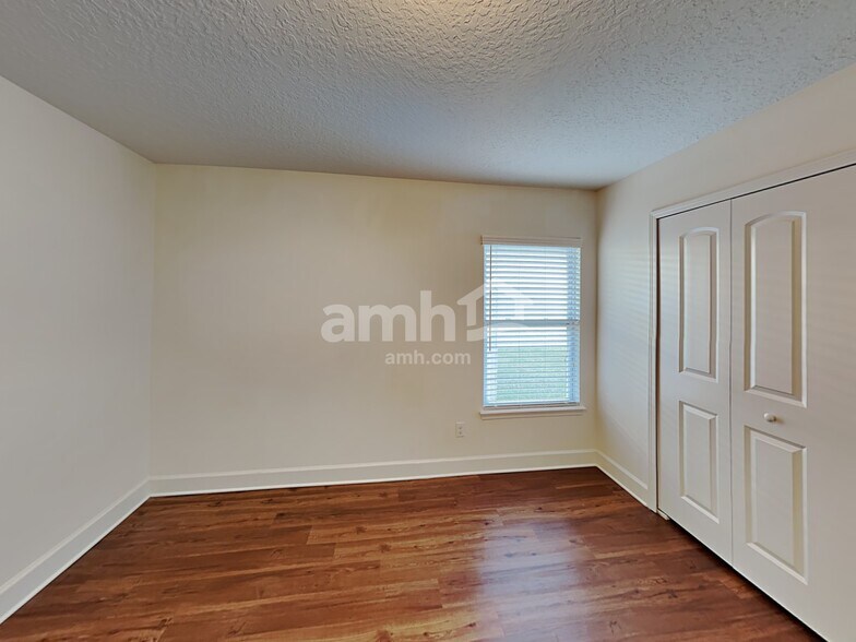 Building Photo - 132 Baltic Avenue