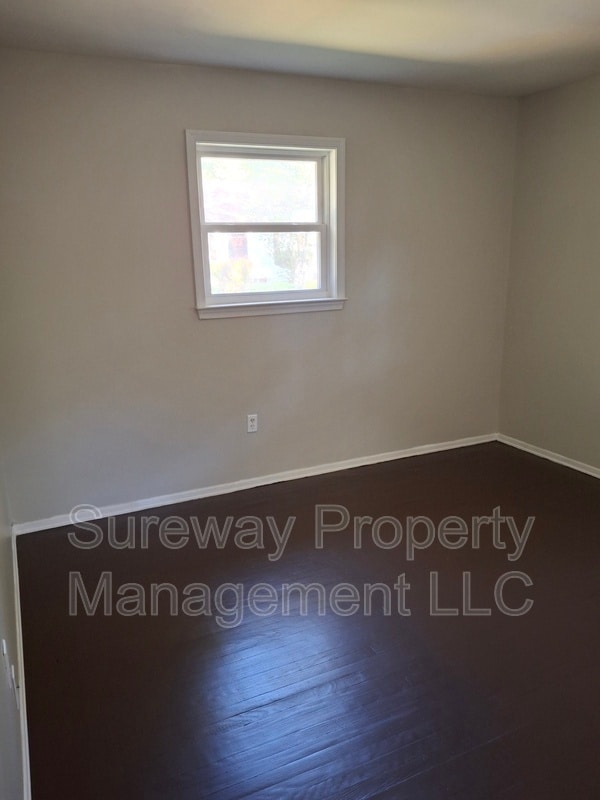 Building Photo - 1002 Belleview Blvd