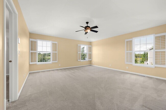 Building Photo - 920 McDole Dr
