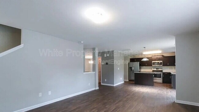Building Photo - 1525 Lilly Springs Pl