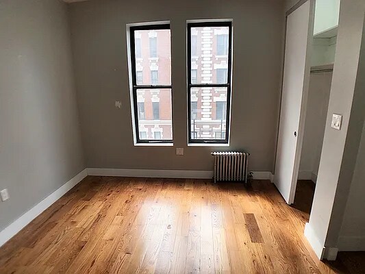 Building Photo - 4240 Broadway