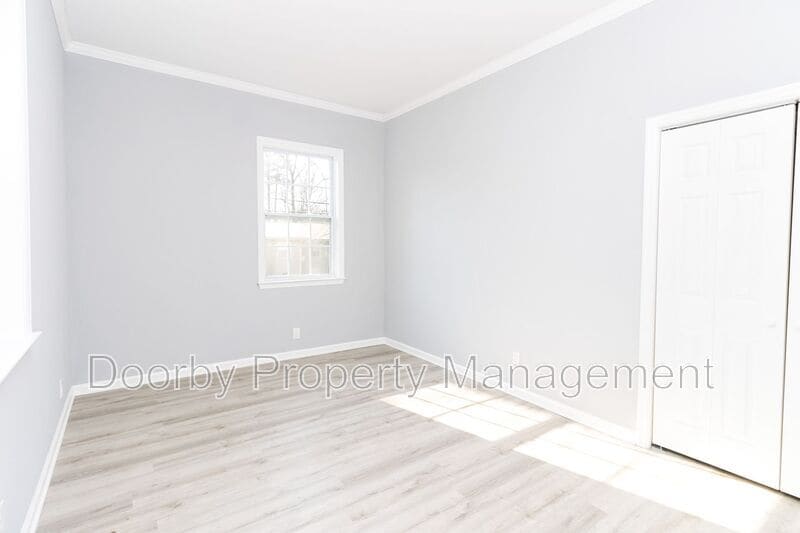 Building Photo - 203 Timberlinks Dr