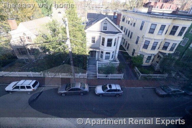 Building Photo - 99 Hancock St