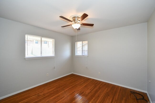 Building Photo - 1331 Starfield Rd